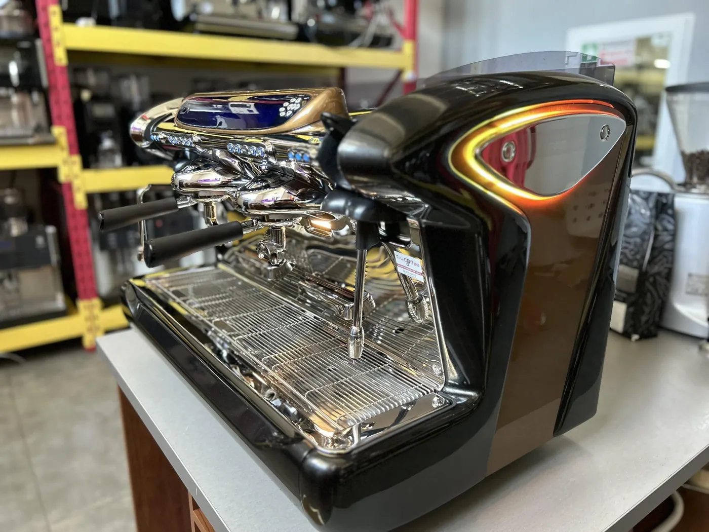 FAEMA Emblema 2 groups - Portafilter black coffee machine - View 1