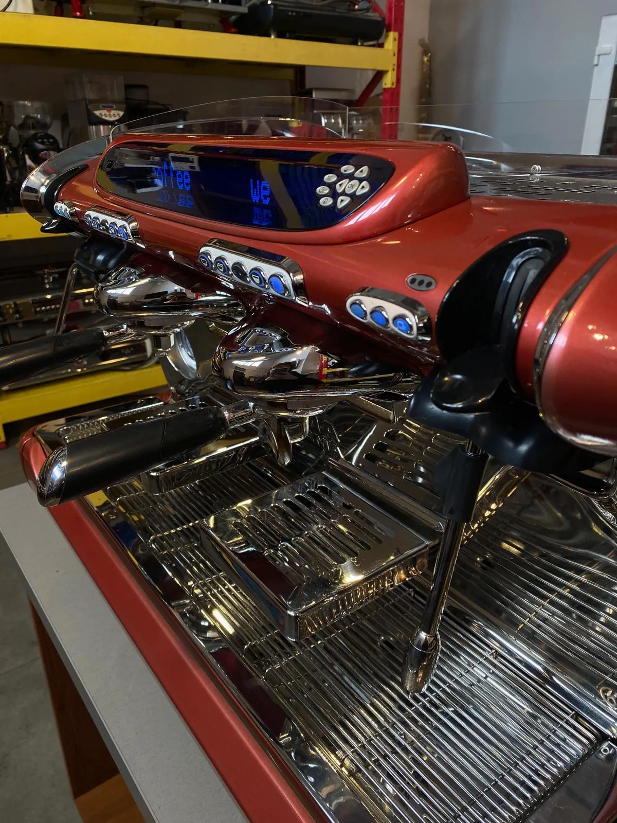 FAEMA Emblema 2 groups - Portafilter red coffee machine - View 1