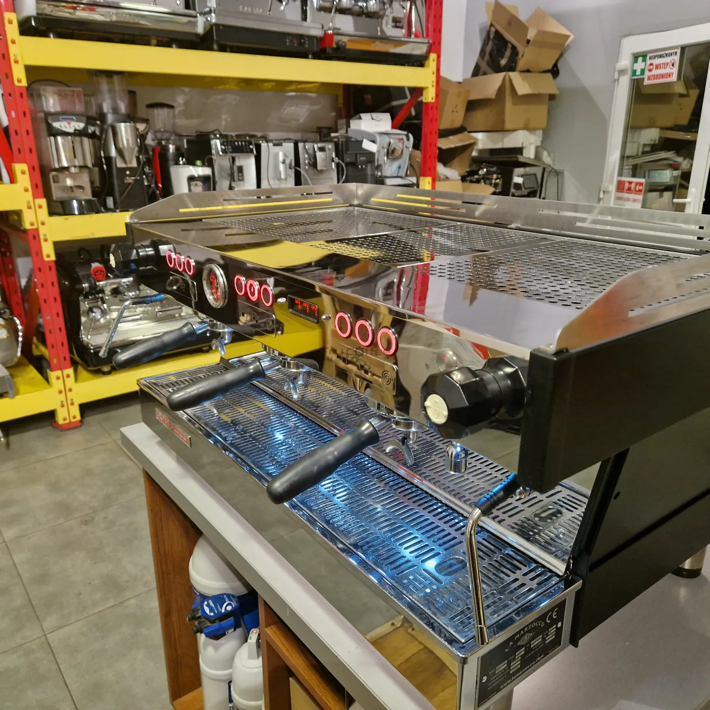 La Marzocco Linea PB 3 groups - Portafilter coffee machine thumbnail 6