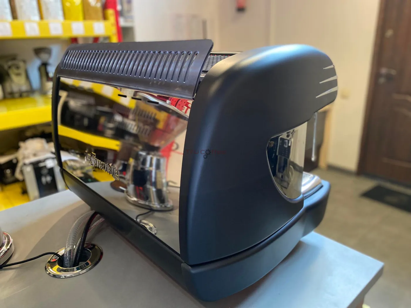 La Spaziale S40 2 groups - Portafilter coffee machine - View 3