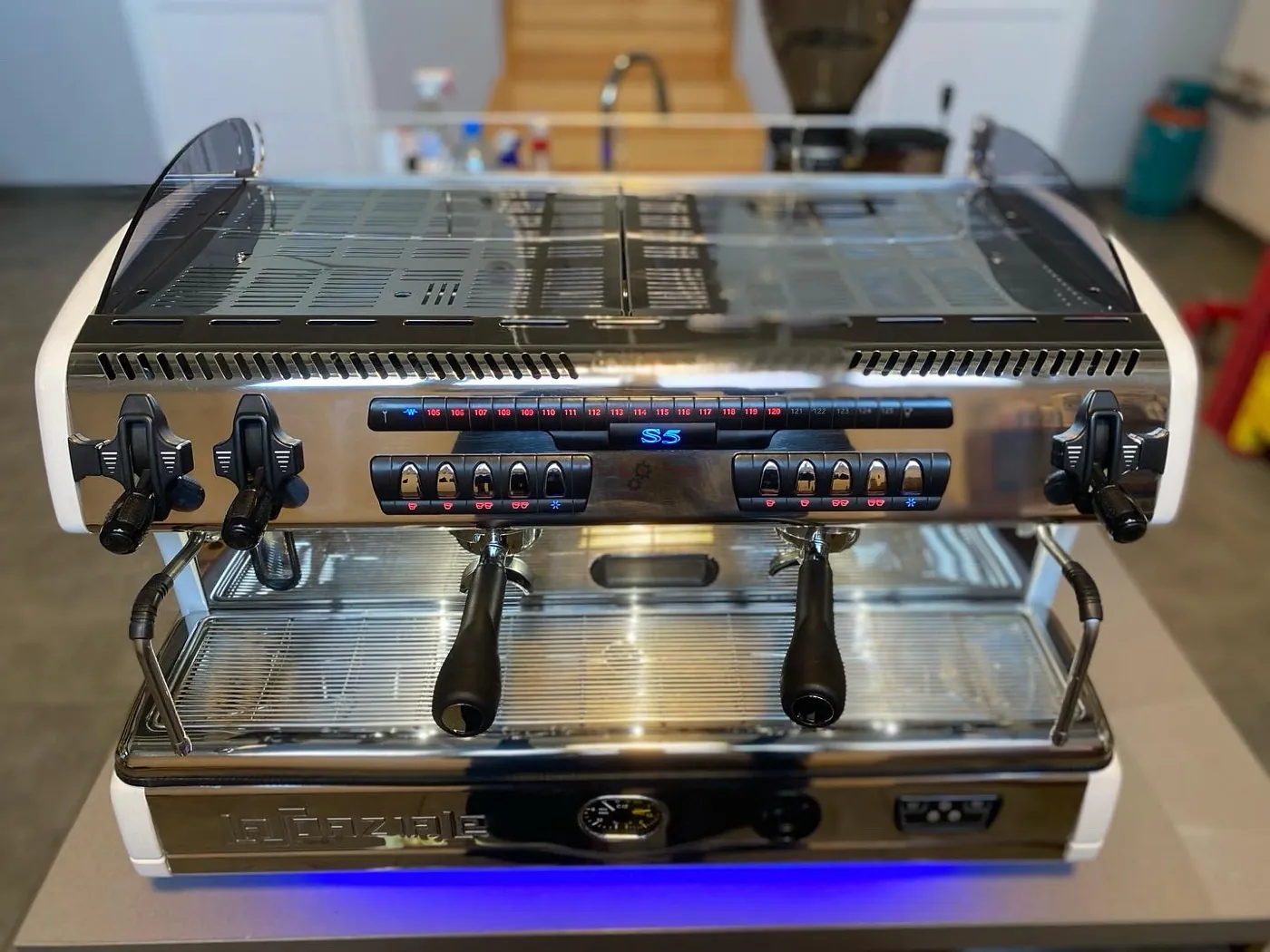 La Spaziale S5 2 groups - Portafilter coffee machine - View 1