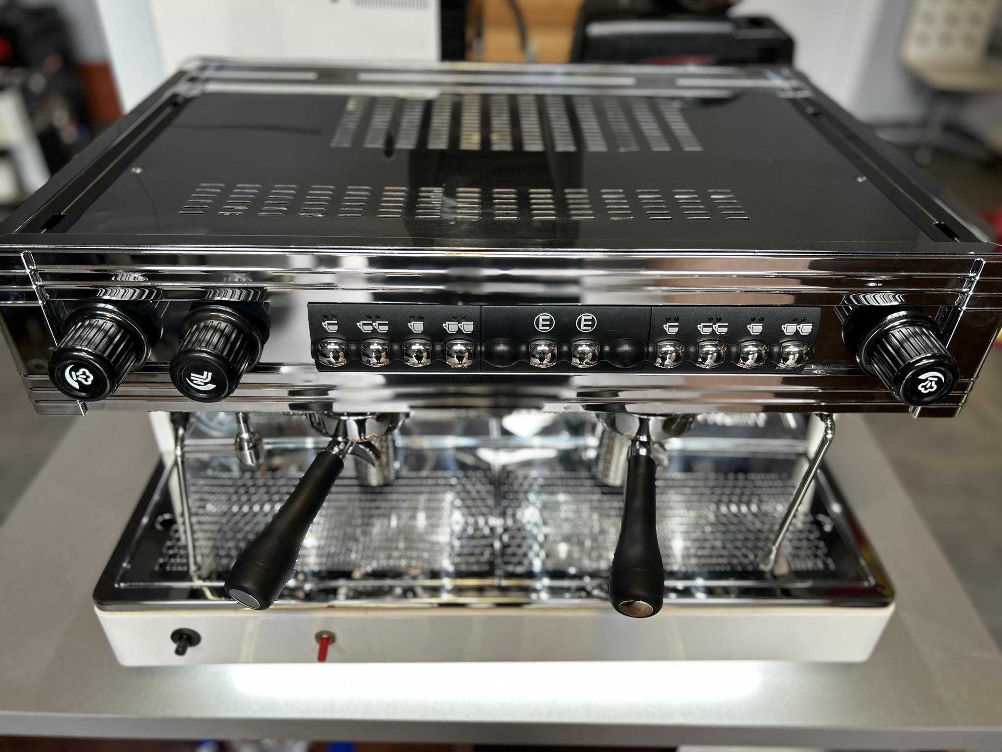 WEGA Oreon 2 groups - Coffee Machine GAS thumbnail 5