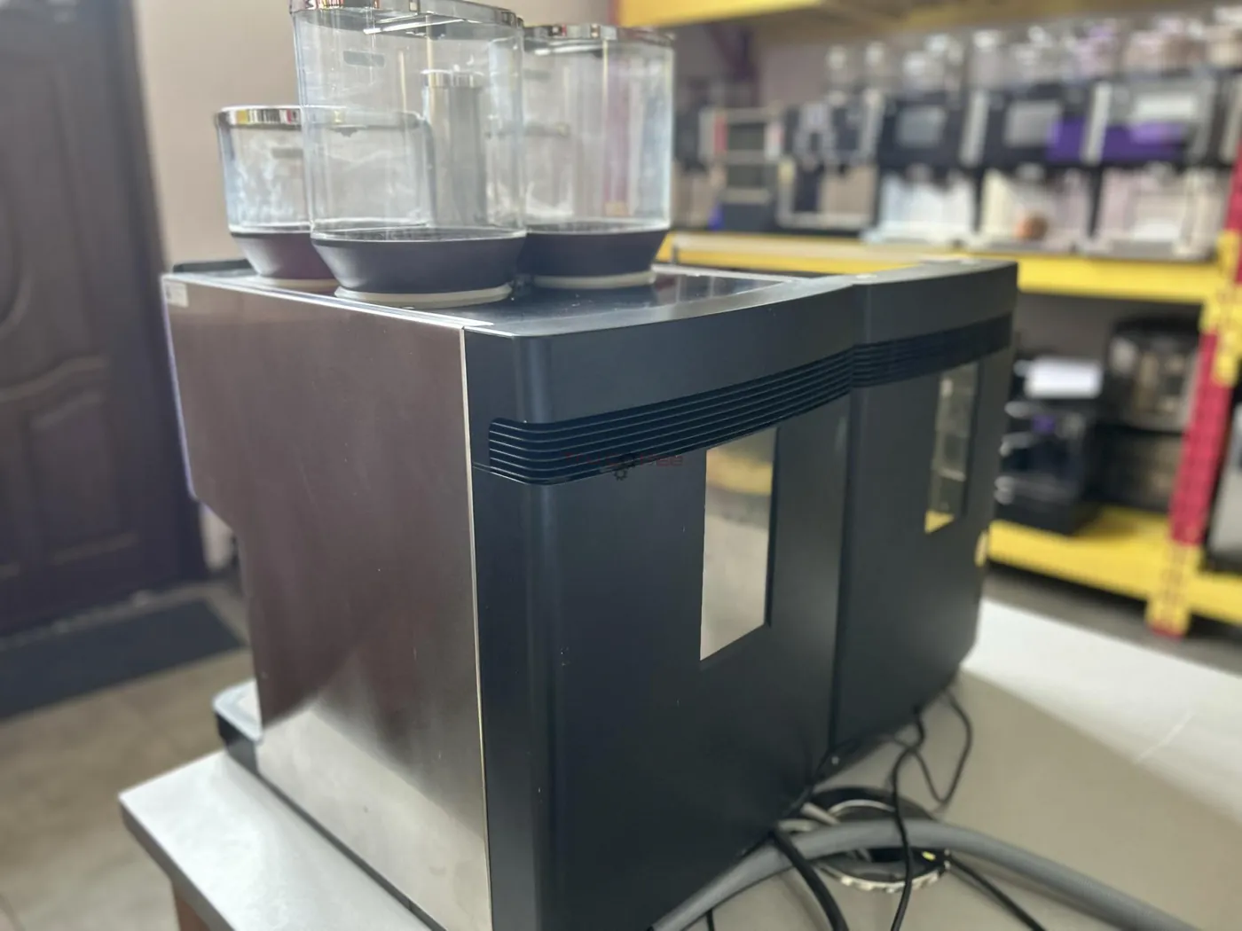 WMF 9000S - Automatic Coffee Machine with Refrigerator and Warmer - View 3